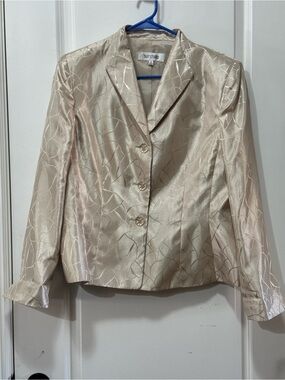 Suit Studio Women's Champagne Satin Textured Blazer